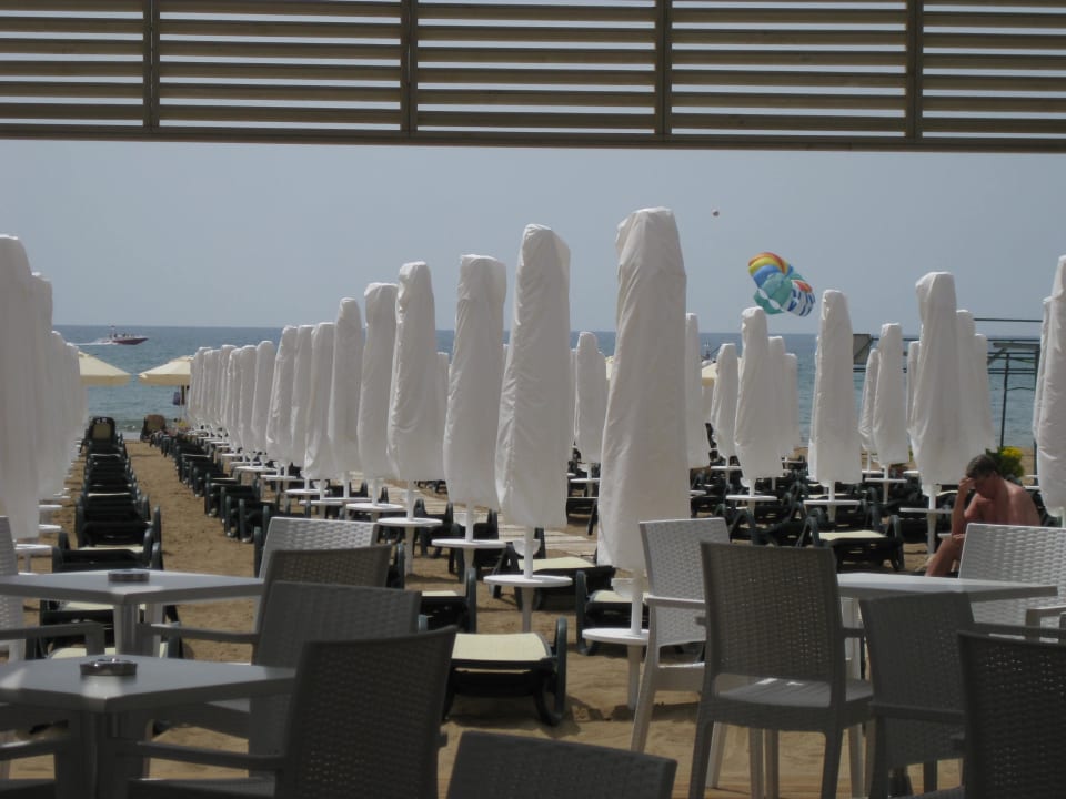 Strand Commodore Elite Suites & Spa - Adults only