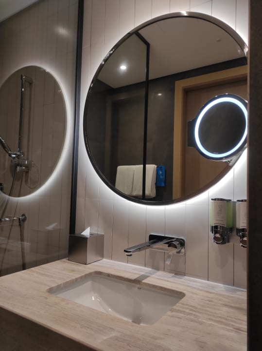 Zimmer Hampton by Hilton Marjan Island