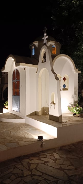 Gartenanlage Amnissos Residence