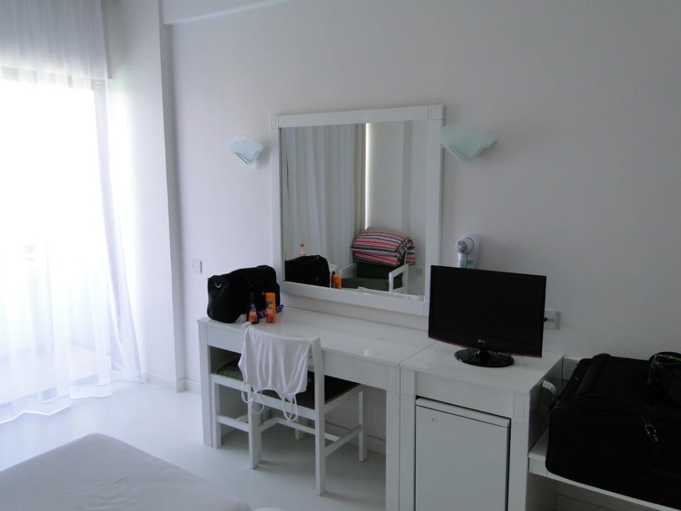 Crystal Springs Beach Hotel Crystal Springs Beach Hotel