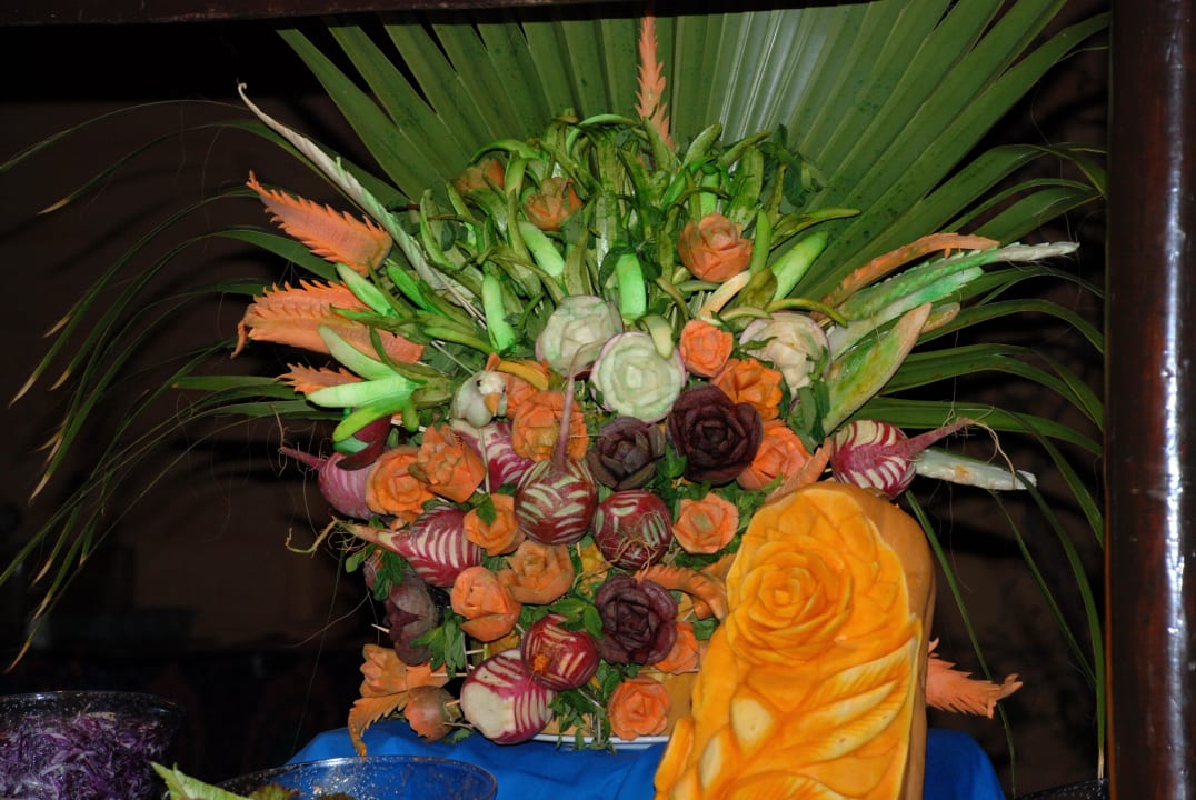 Фрукты из овощей Panorama Bungalows Resort El Gouna