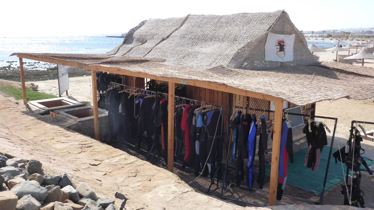 Tauchschule Umziehbereich Three Corners Equinox Beach Resort