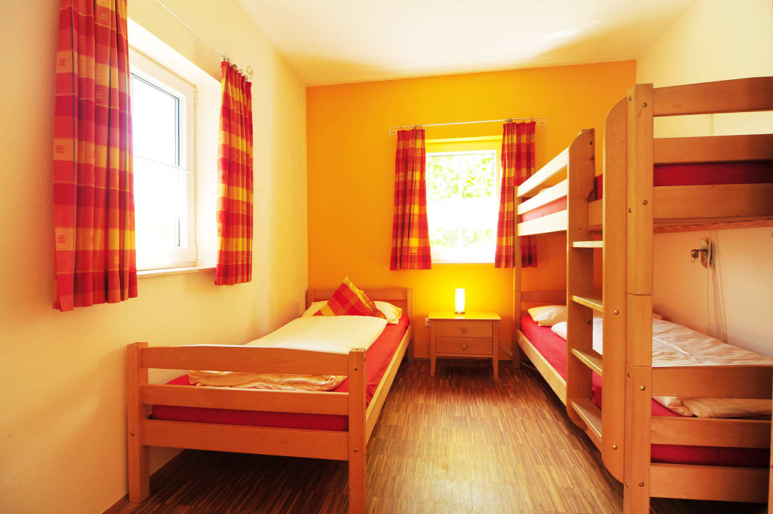 Ferienwohnung Max Schlafzimmer 1 Ferienhof Gögelein