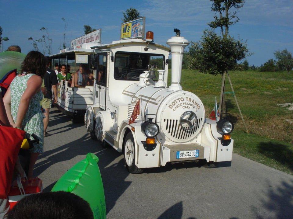 Minizug "Orient Express" Villaggio Ai Ginepri