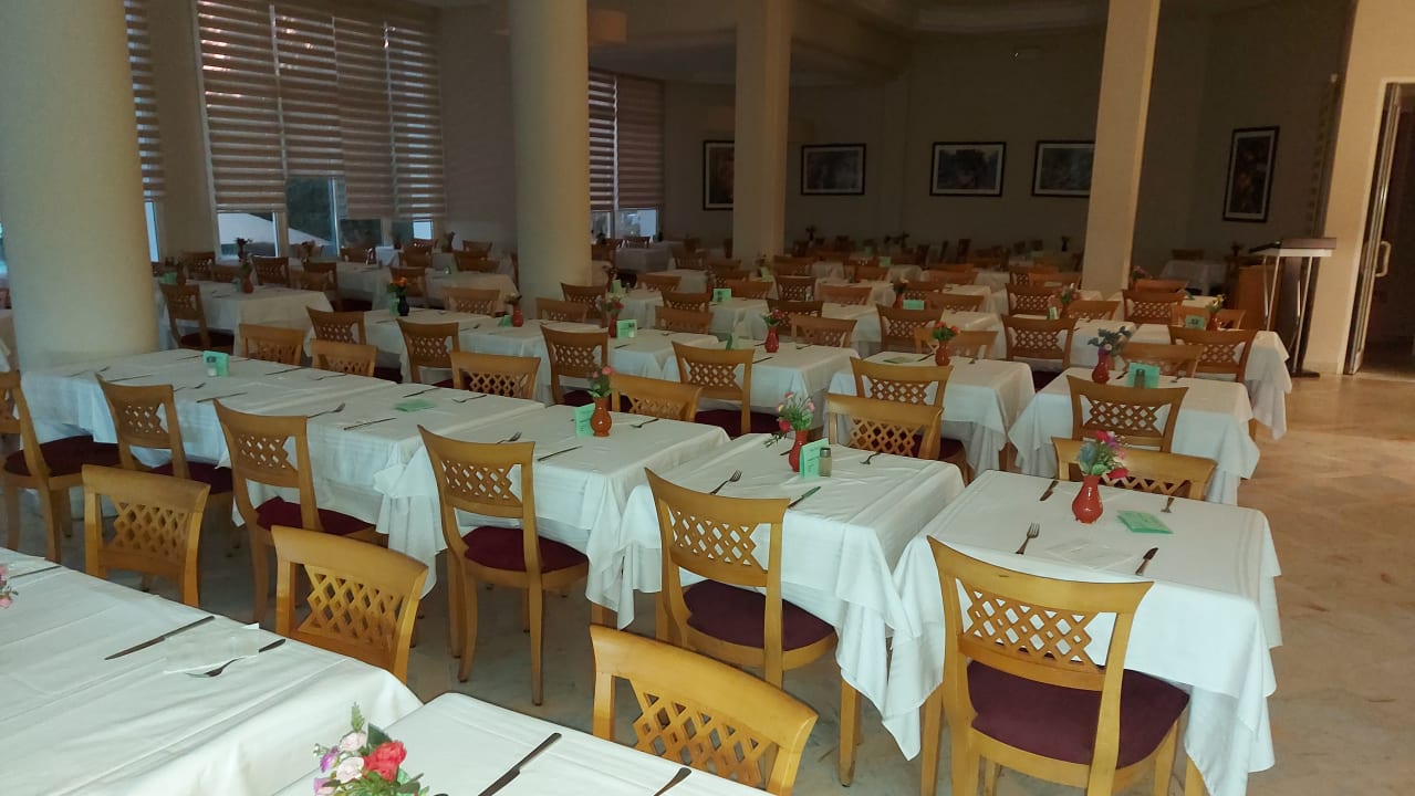 Gastro Hotel Royal Nozha