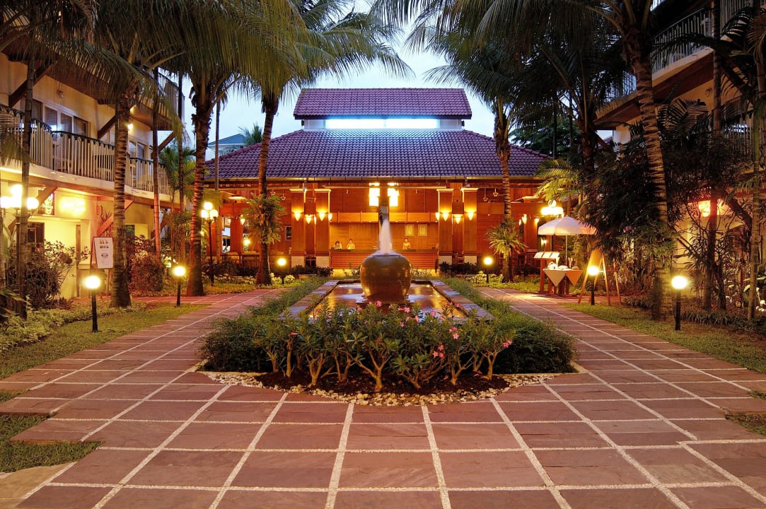 Hotel Entrance Horizon Patong Beach Resort & Spa