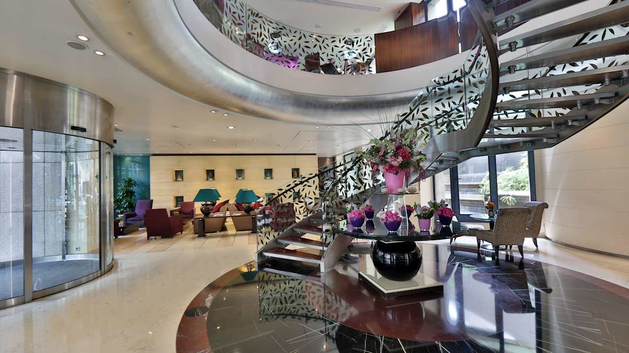 Lobby Hotel Crowne Plaza Beirut