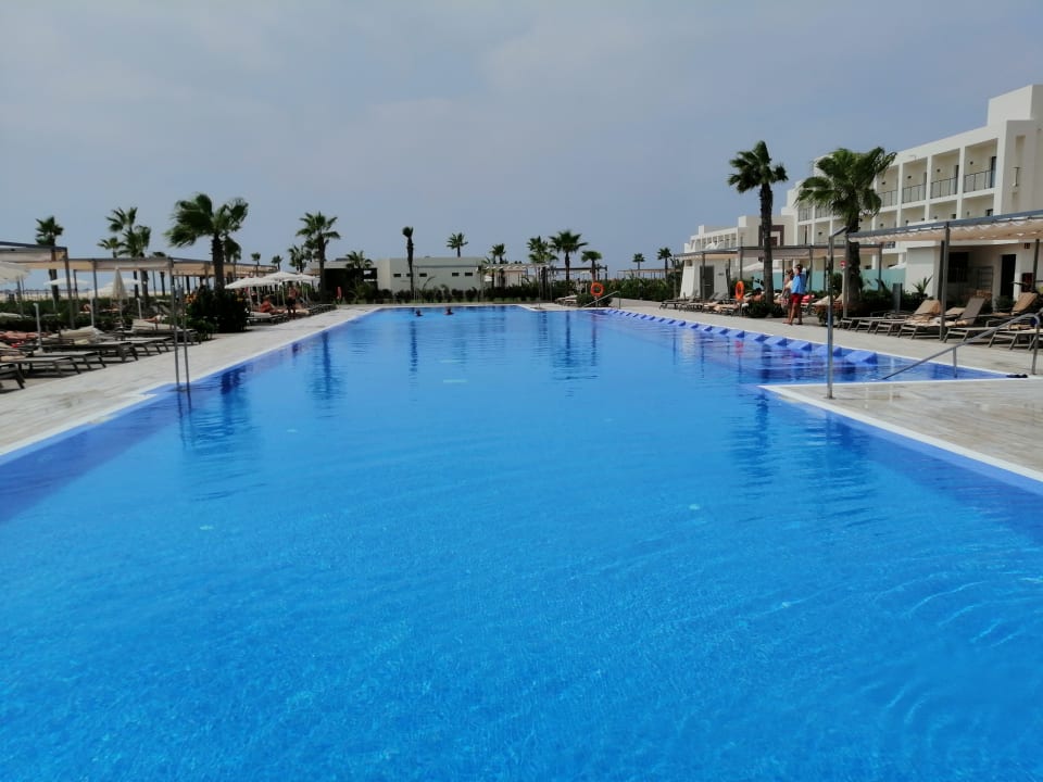 Pool Hotel Riu Palace Santa Maria