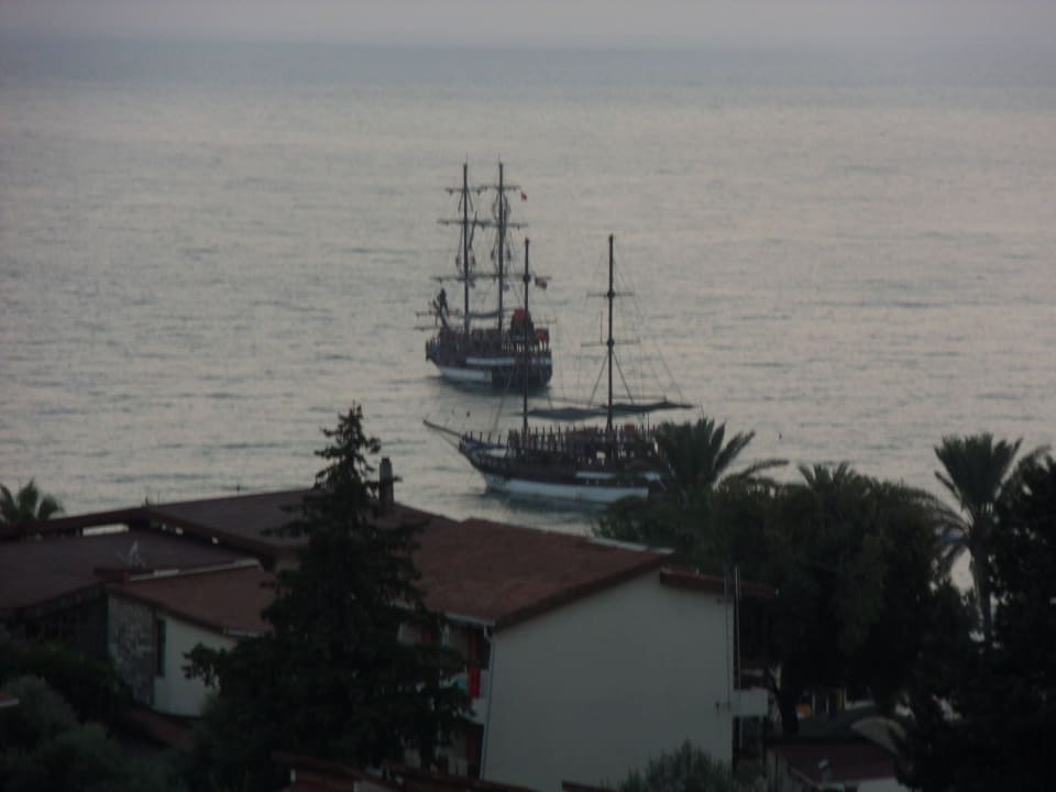 Anlegesteg für Piratenboote Horus Paradise Luxury Resort & Club