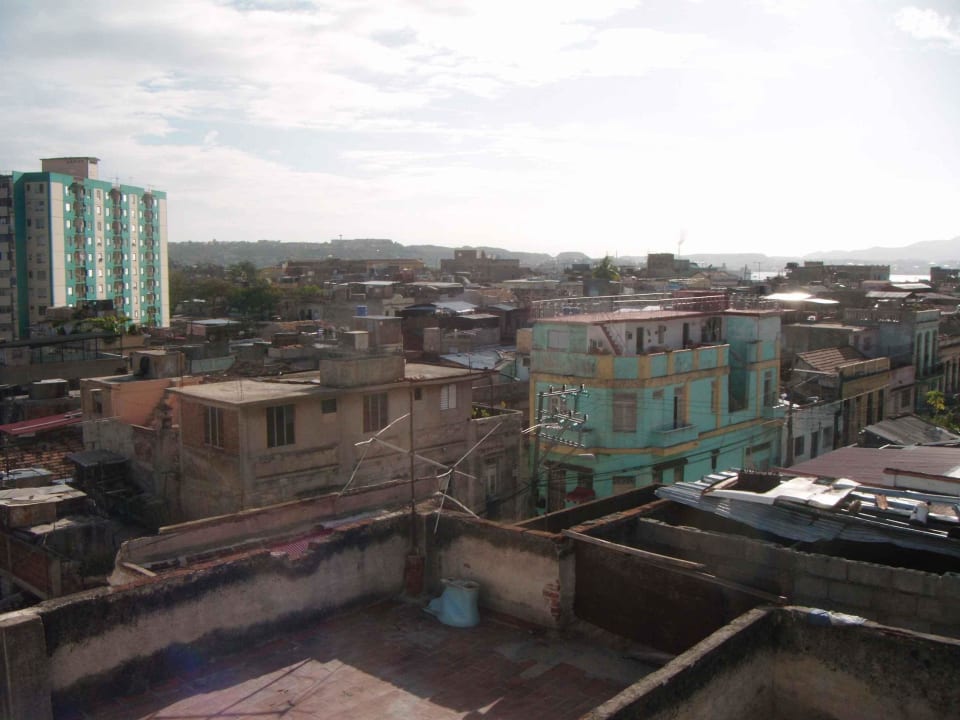 Blick über Santiago Richtung Hafen Hotel Islazul Libertad
