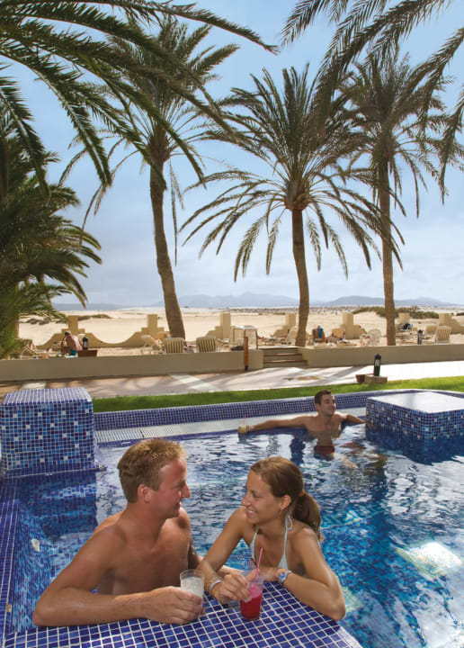 Pool Hotel Riu Oliva Beach - Hotel