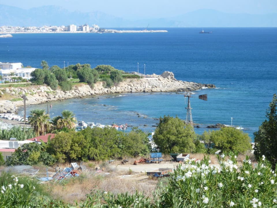 Blick zum Hafen von Kalithea Kresten Palace Hotel