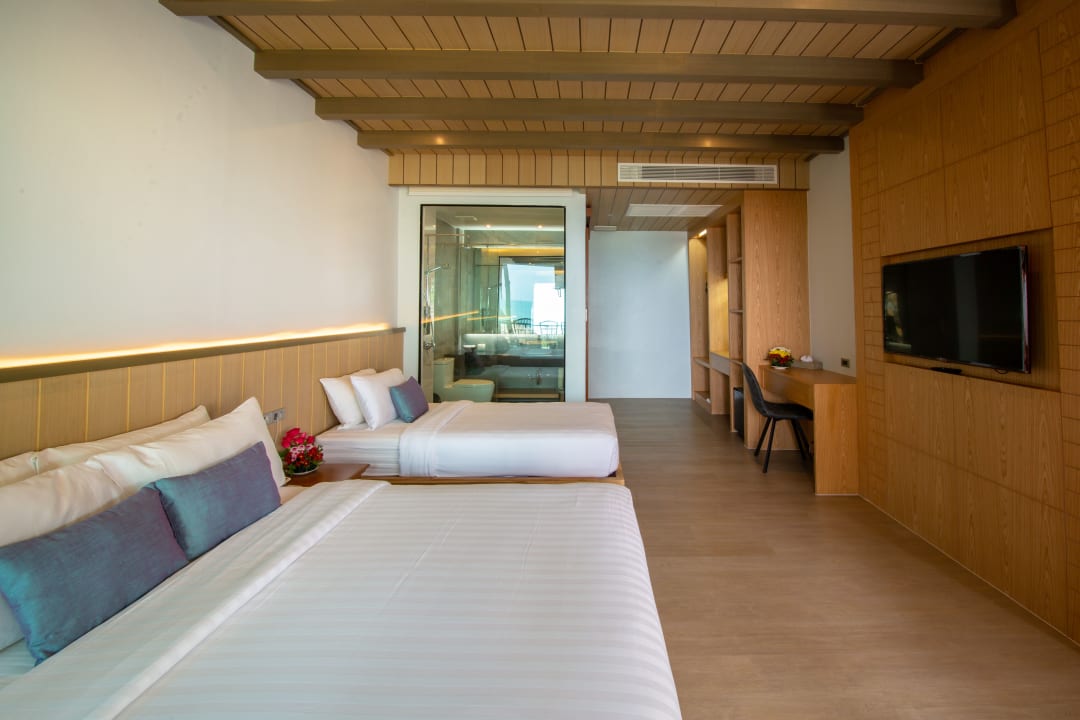 Zimmer Coral Cliff Beach Resort