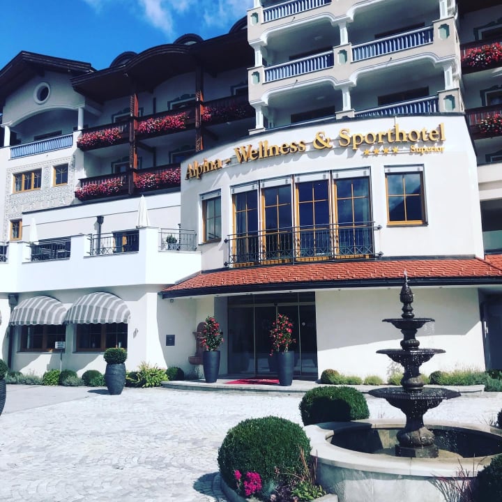 Außenansicht Alpina Alpendorf