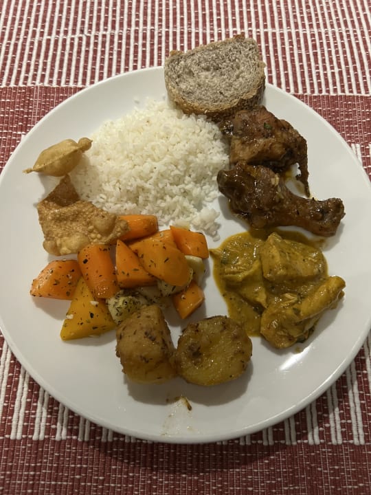 Gastro Pandanus Beach Resort & Spa