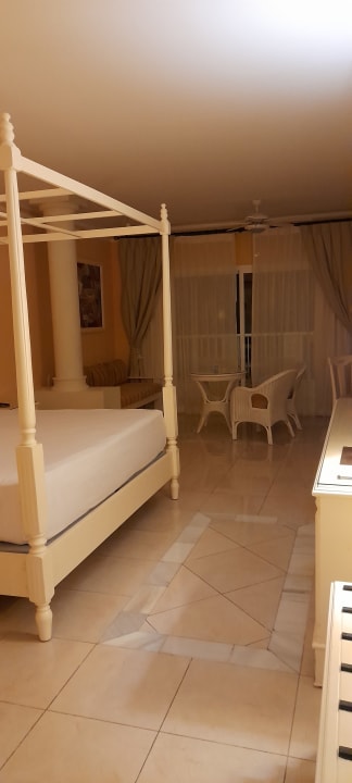 Zimmer Bahia Principe Luxury Bouganville