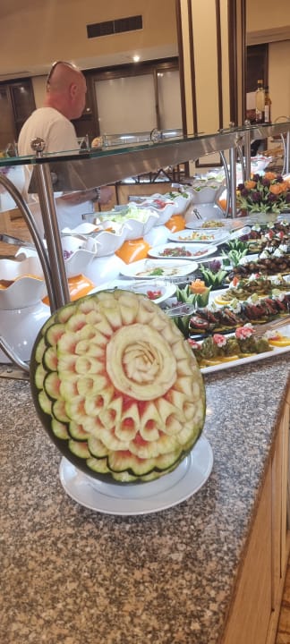 Gastro Eagles Paradise Abu Soma