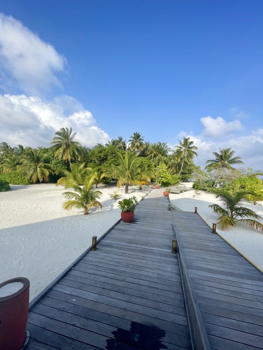 Strand Meeru Maldives Resort Island