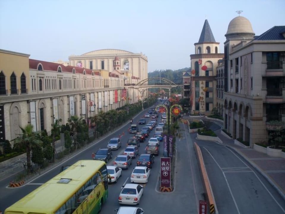 Hotel und Shopping Mall Hotel Crowne Plaza Kaohsiung E-DA World