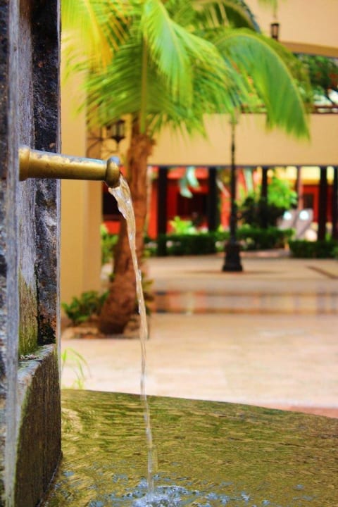 Innenhöfe Lindo Iberostar Selection Paraiso Maya Suites