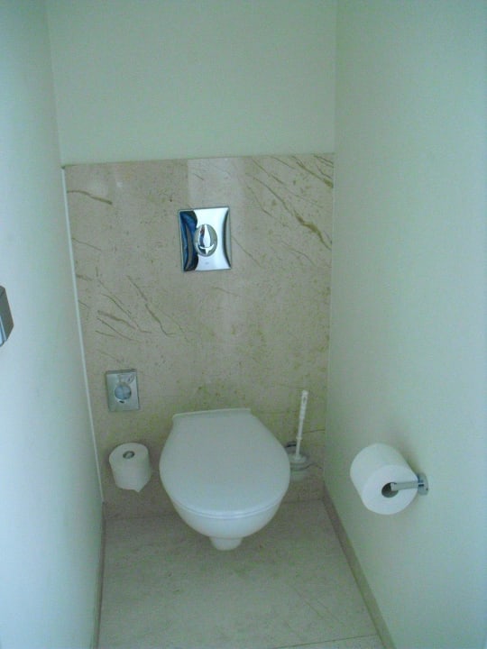 Toilette Park Inn by Radisson Berlin Alexanderplatz