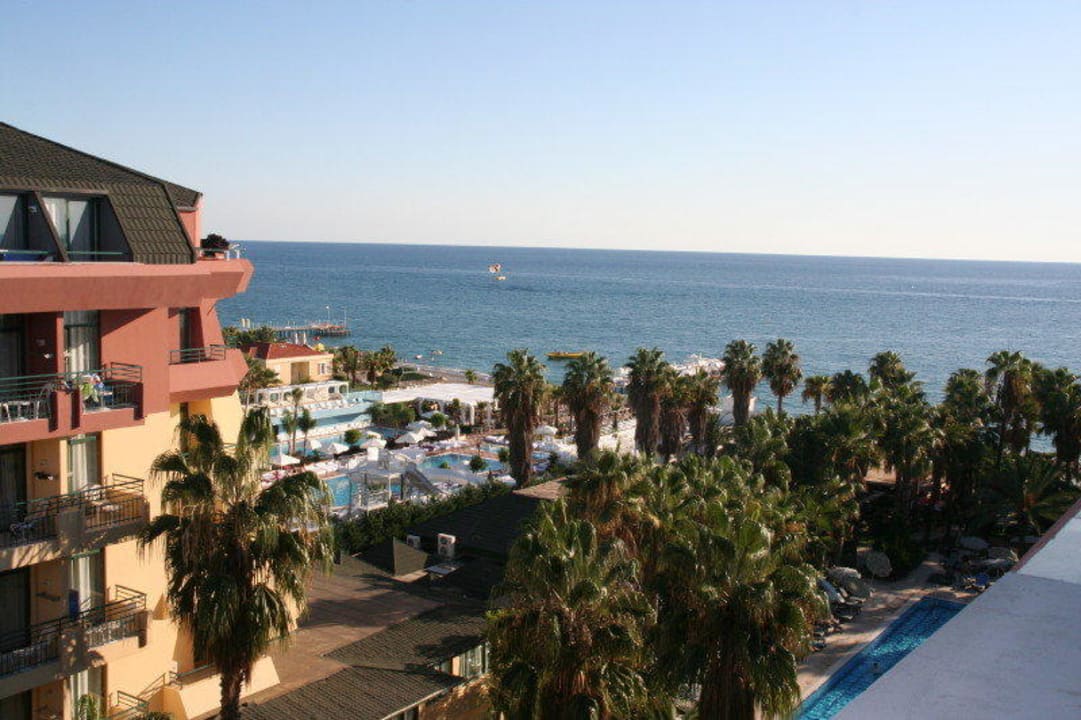 Blick vom Balkon Hotel Meryan