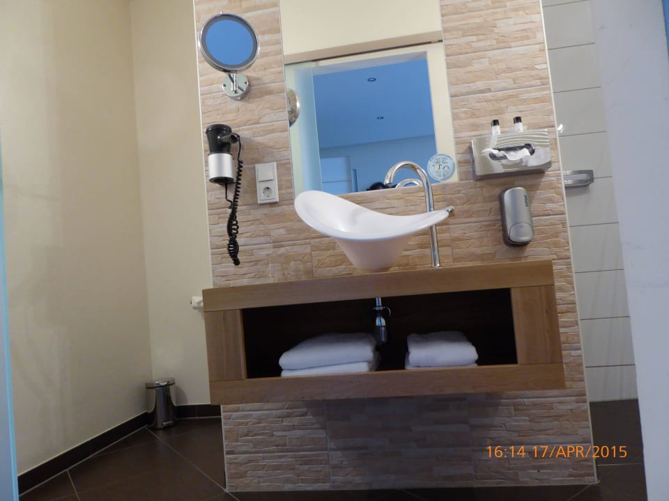 Badezimmer Tropical Islands Resort