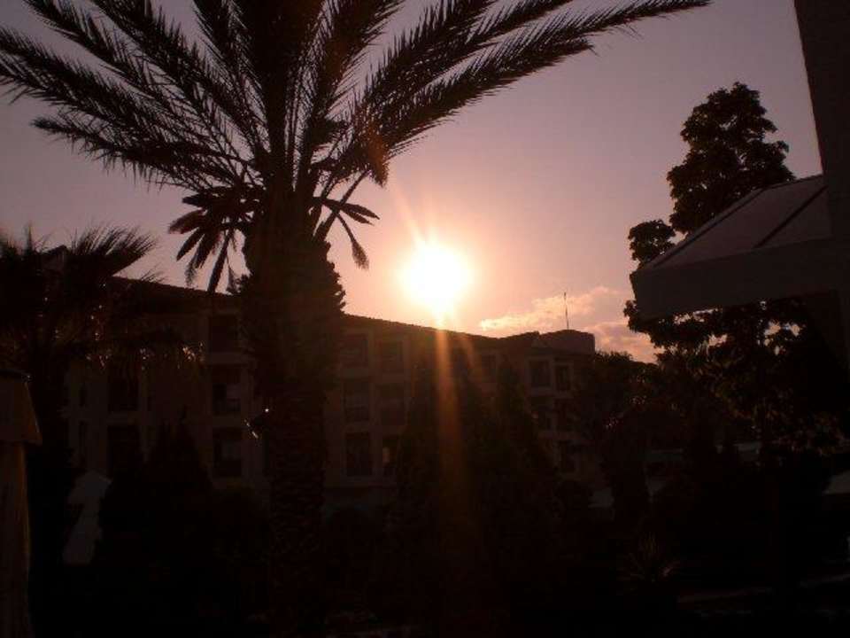 Sonnenuntergang 2 Le Jardin Resort
