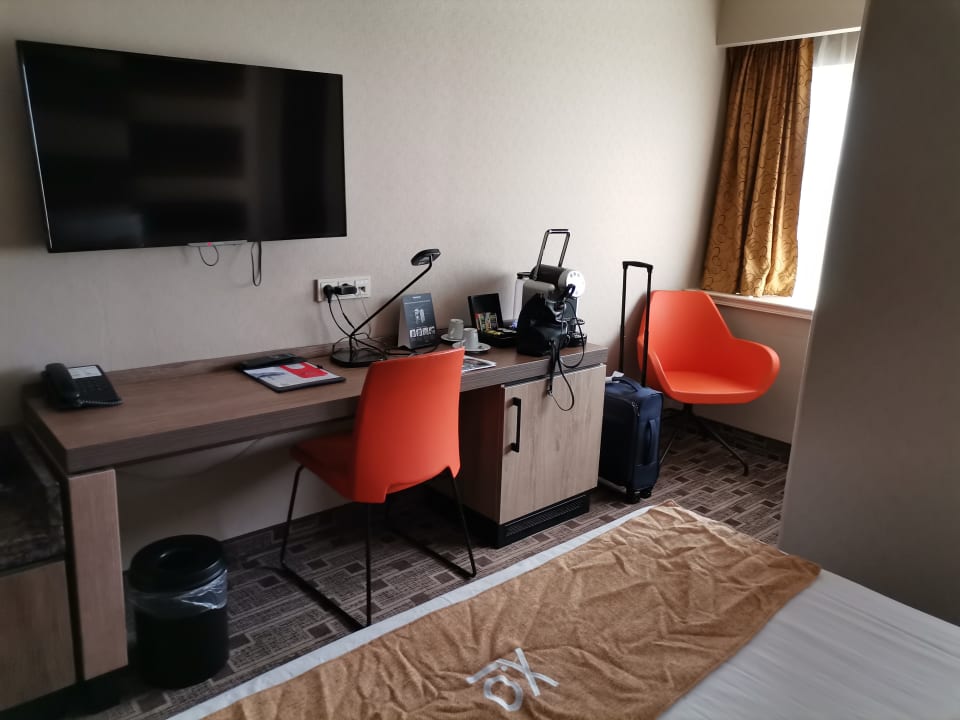 Zimmer XO Hotels Blue Tower