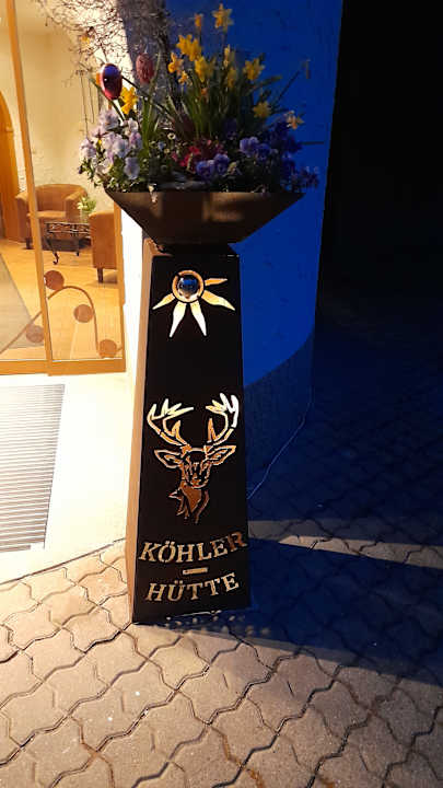 Außenansicht Hotel & Restaurant Köhlerhütte - Fürstenbrunn