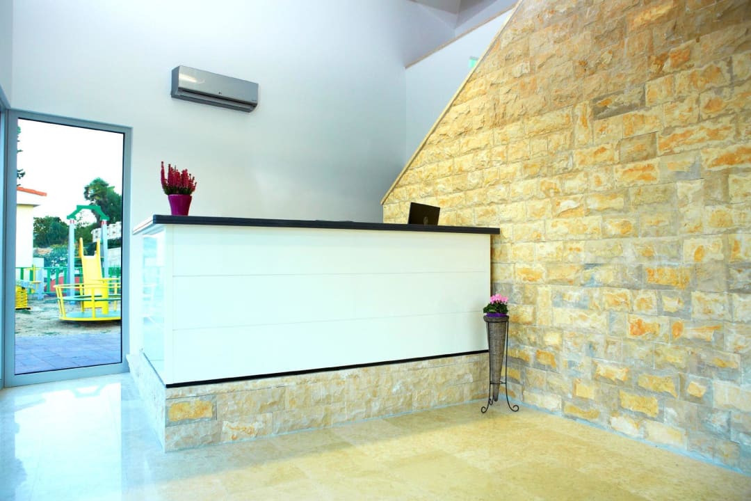 Rezeption Apartments Lando Resort