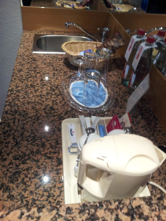 Gratis Hotel NH Hamburg Altona