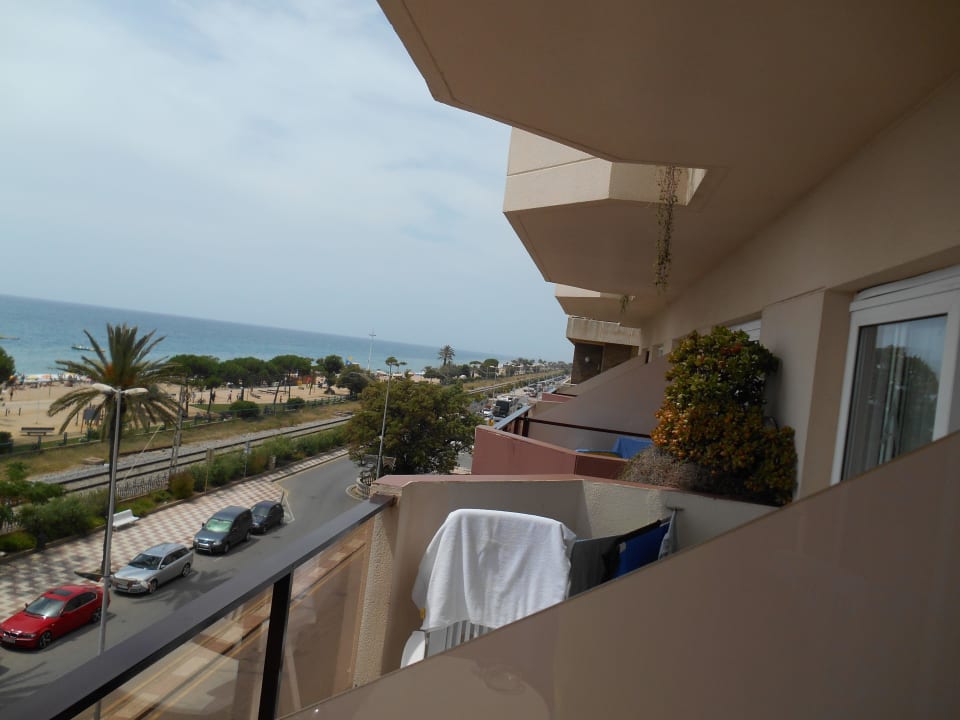 Man kann direkt in das Nachbarzimmer reinschauen AQUA Hotel Promenade & Spa