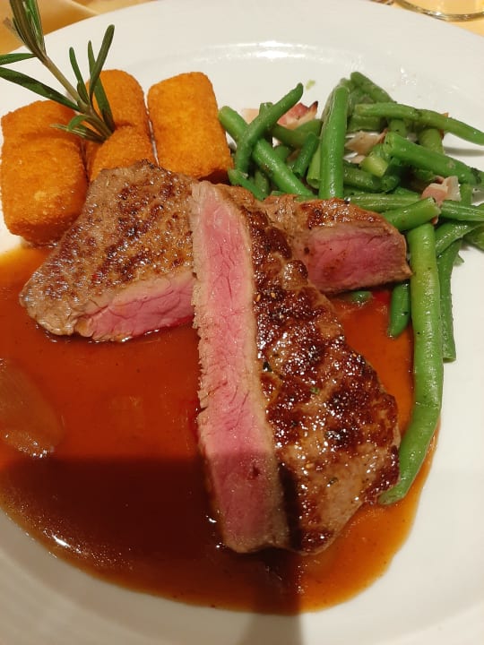 Gastro Hotel Bellevue am See