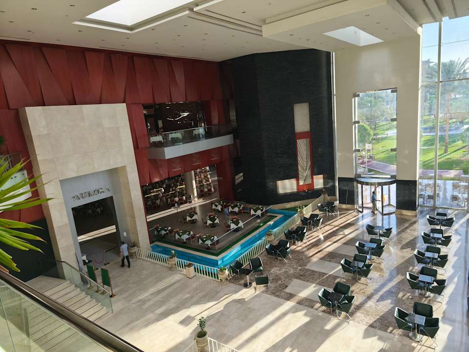 Lobby Serenity Alma Heights