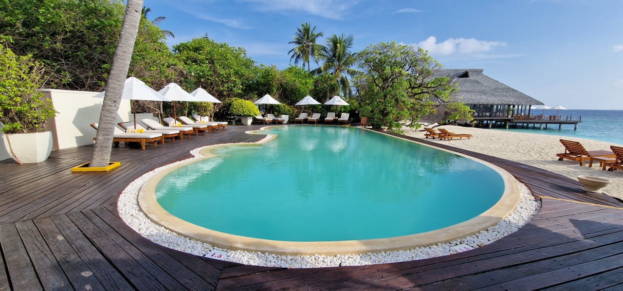 Pool Adaaran Select Meedhupparu Island Resort - Premium All Inclusive