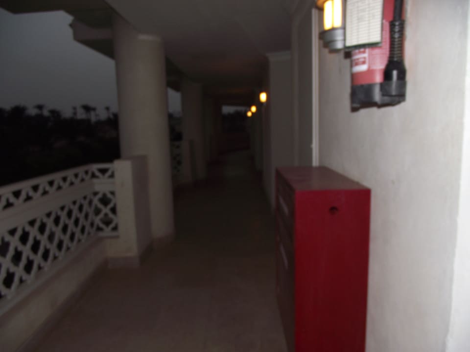 Vor der Zimmertür Old Palace Resort Sahl Hasheesh