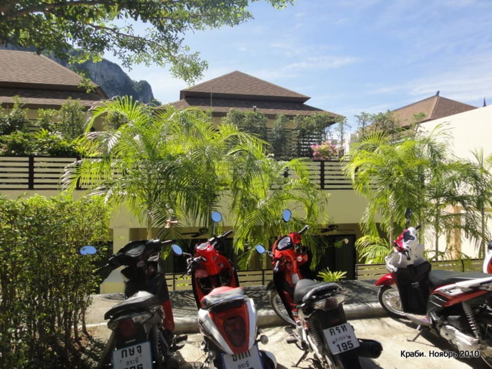 Номера Delux Avani Ao Nang Cliff Krabi Resort