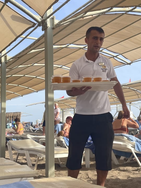 Strand Saturn Palace Resort Hotel