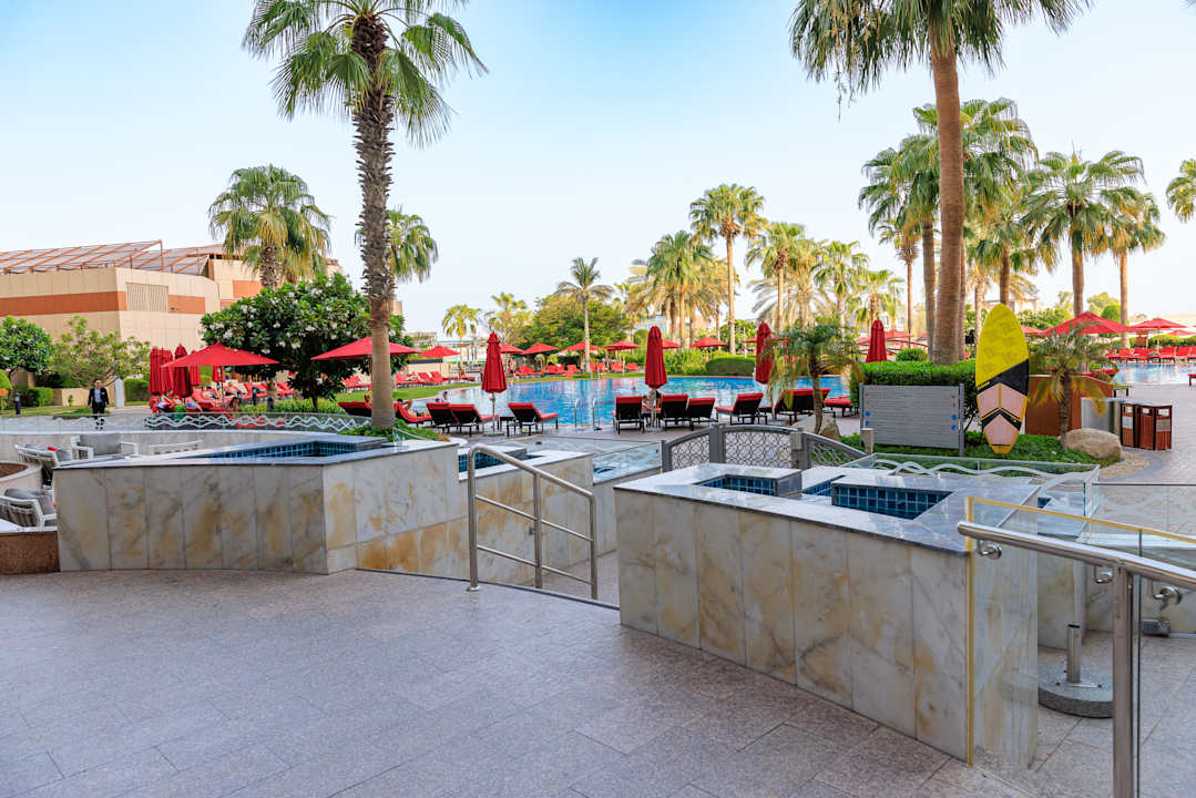 Pool Khalidiya Palace Rayhaan by Rotana