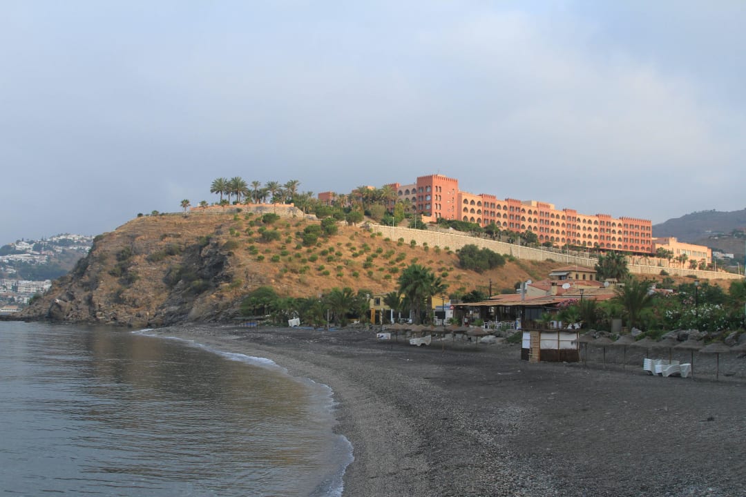 Sicht vom Strand Playacálida Hotel