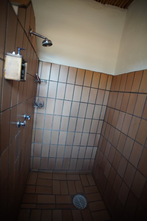 Zimmer Hotel Eningu Clay-House Lodge