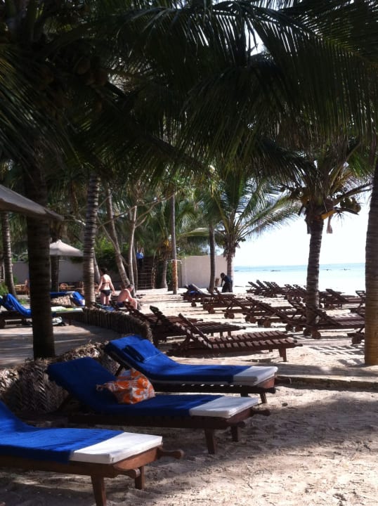 Liegen  Sultan Sands Island Resort & Spa