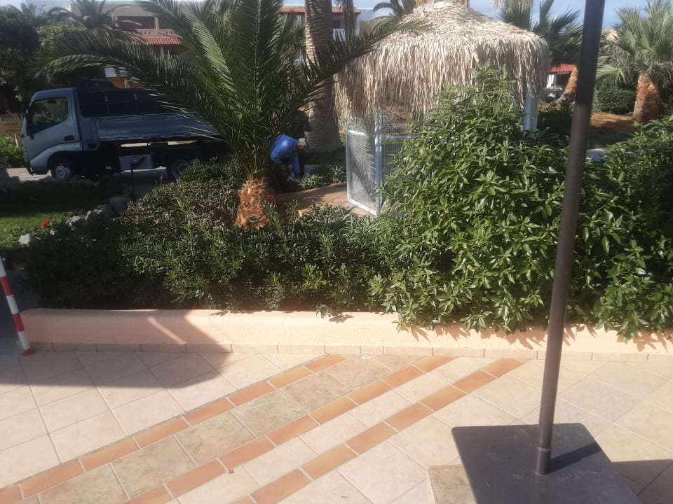 Gartenanlage Anissa Beach & Village