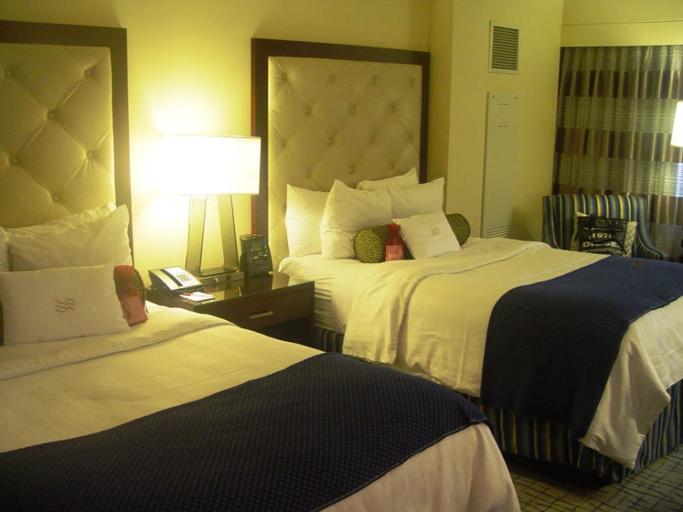 Twin Room Crowne Plaza Times Square Manhattan