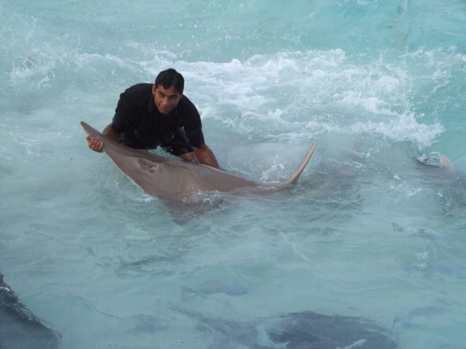 Fischfütterung NH Collection Maldives Reethi Resort
