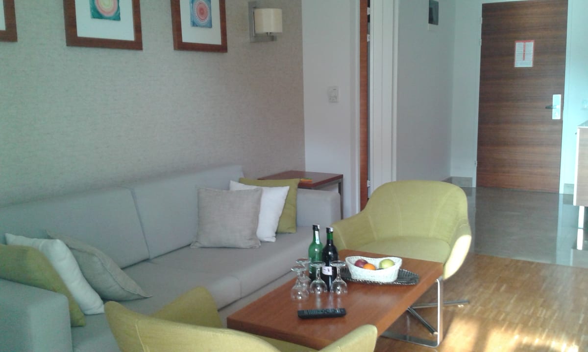 Zimmer Blue Waters Club