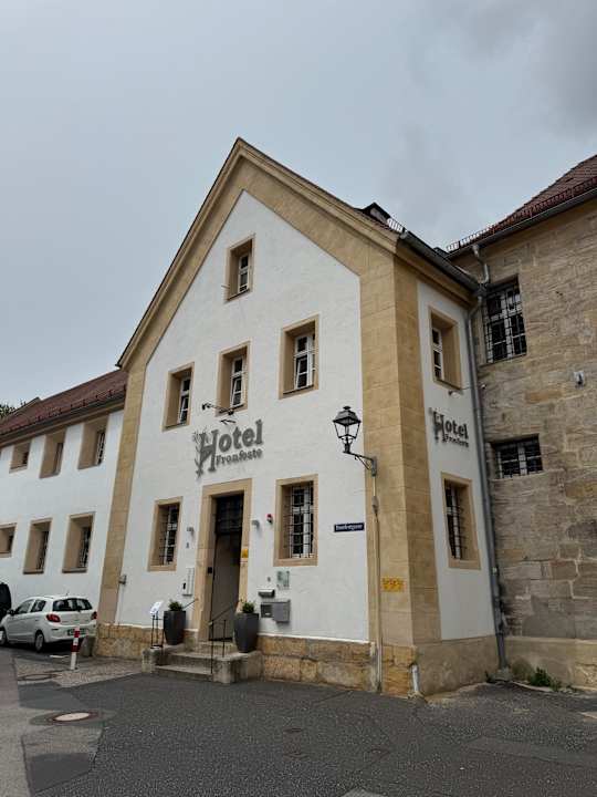 Außenansicht Hotel Fronfeste