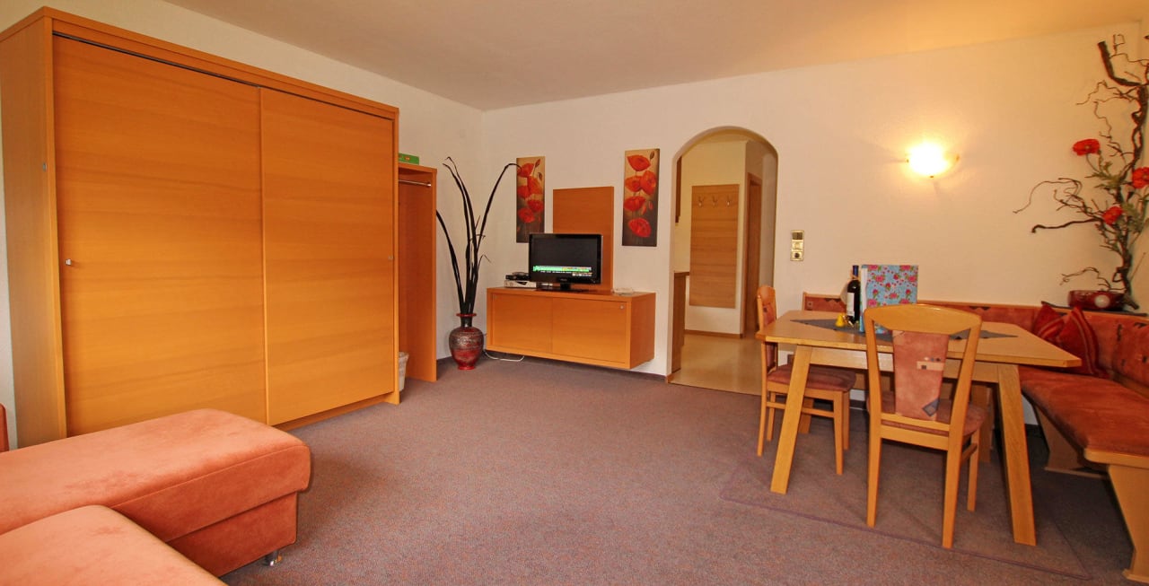 Wohnzimmer Appartement Sonnenspitze Apartments Haus am Römerweg