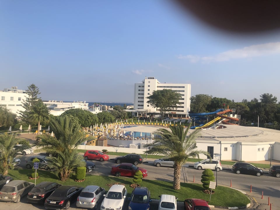 Ausblick Salamis Bay Conti Resort Hotel & Casino